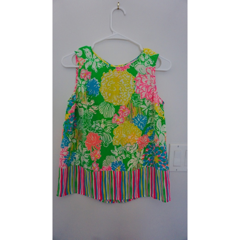 Lilly Pulitzer hibiscus garden top